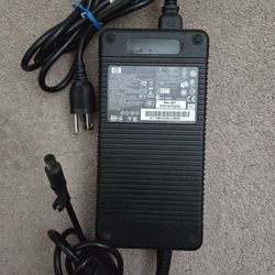 HP 230W AC Adapter 19.5V 11.8A HSTNN-LA12 (608432÷001)