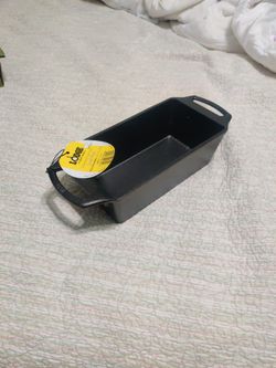 Lodge Cast Iron Bread Pan 9 X 5