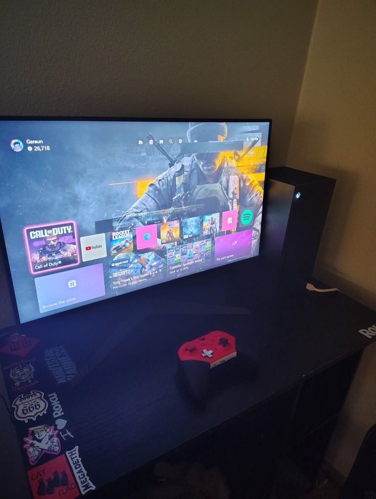 Xbox Series X And Monitor