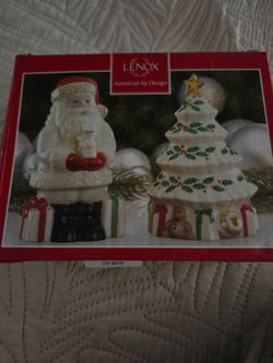 Lenox Holiday Santa salt and pepper shakers