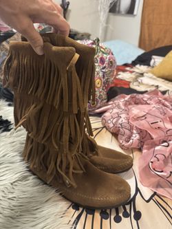 Minnikota Boots Brown and Black