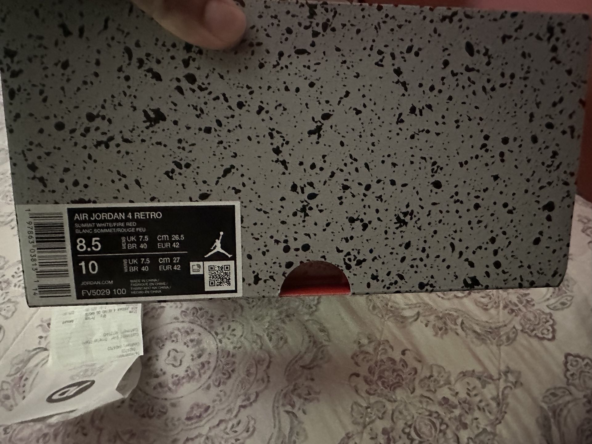 Jordan Retro 4 “Cement”