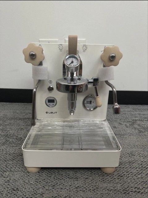 Lelit Bianca V3 Espresso Machine