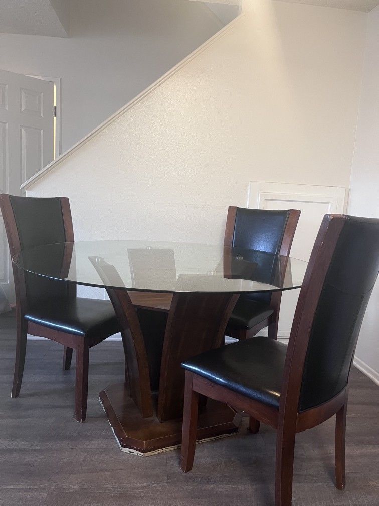 5 Chairs Dining Table