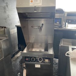 Giles Electric Self Contained With Built Hood System And Filtering Systems