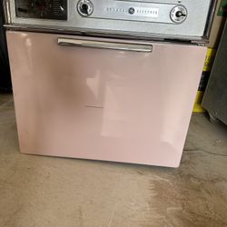 1961 Vintage Pink Oven And Cooktop
