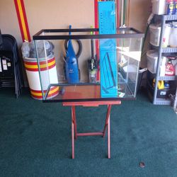 30 Gallon Fish Tank / Glass Lid