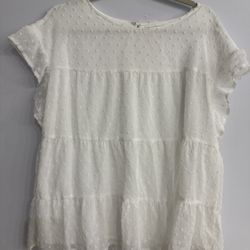 Size XL Women’s White Top