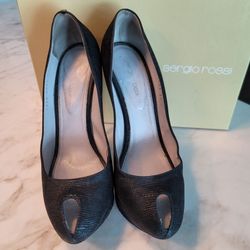 THESE ARE SERGIO ROSI BLACK  LEATHER PLATFORM PUMS HEELS SHOES.  Size 39