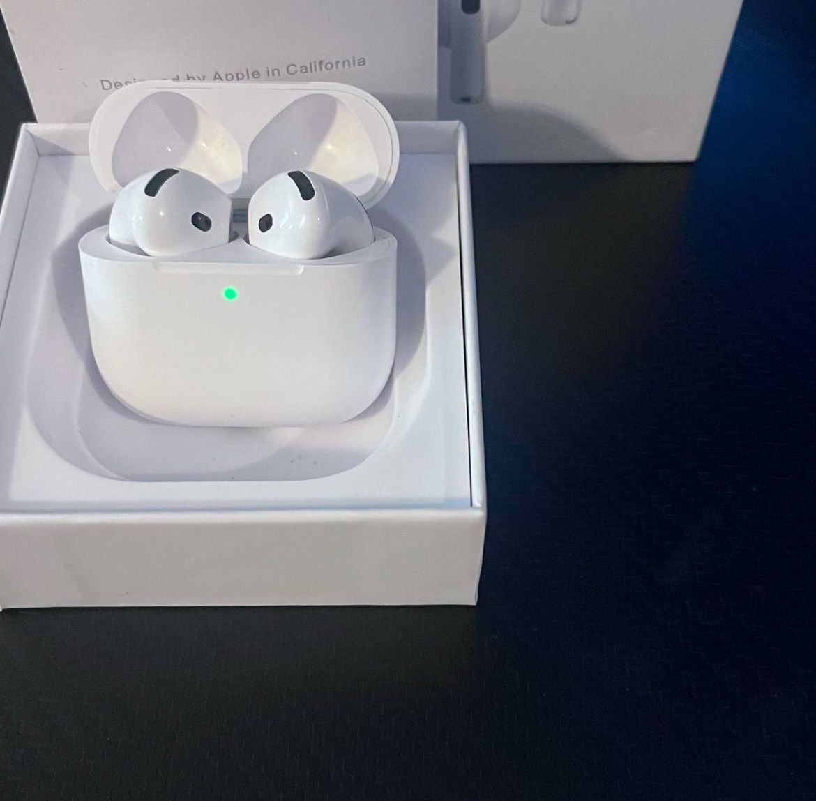 Air Pods 4