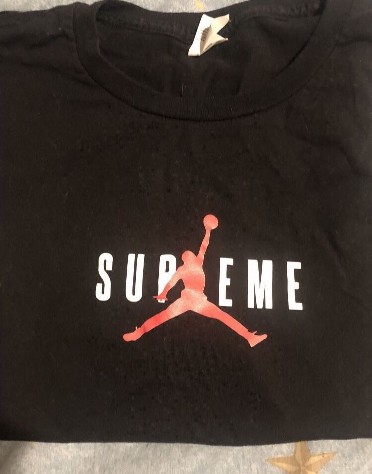 Supreme shirt