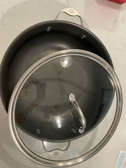 Calphalon Dutch Oven 