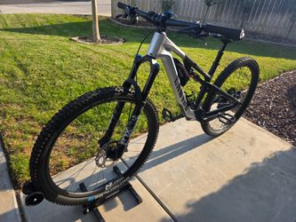 Canyon Neuron CF8 MTB medium