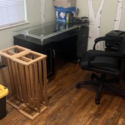 Glass Desk And Chair 