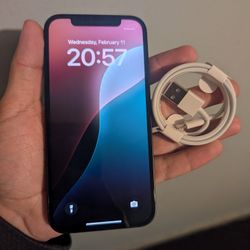 Iphone 12 64gb Unlocked Mint Condition 10/10 Condition 