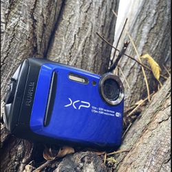 Digital camera Fujifilm FinePix XP90 16 GB