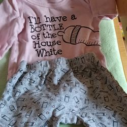 baby clothes 