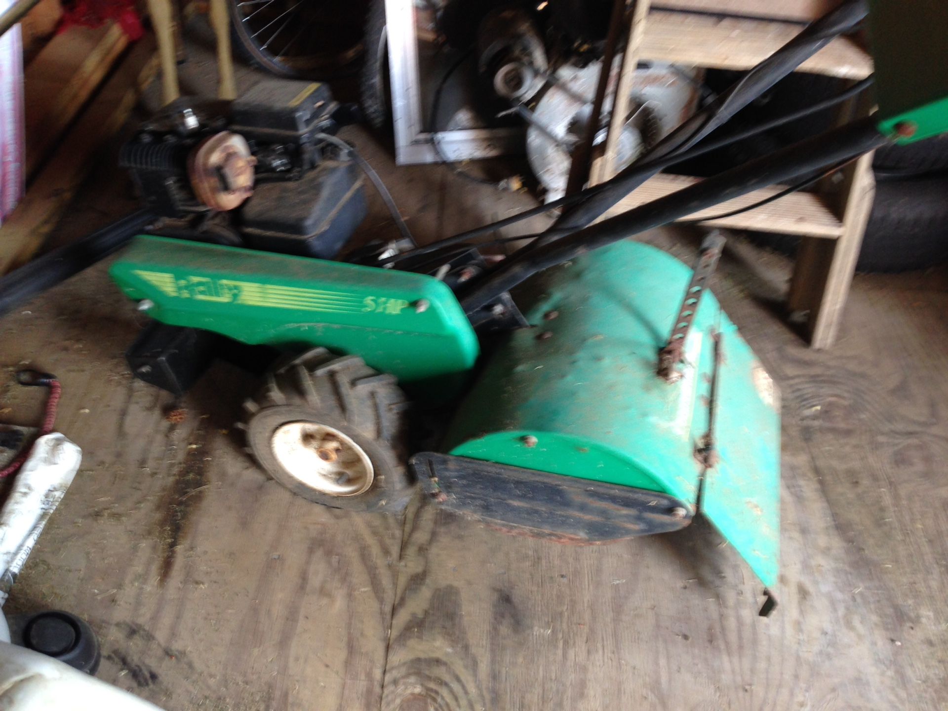 Rear tine RALLY Tiller 5 Hp