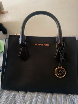 Micheal Kors purse