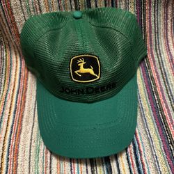 New Without Tags Men’s John Deere Hat (SnapBack That Fits Most)