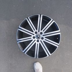Mercedes Benz Rims -  BRAND NEW