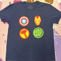 Avengers  T Shirt Adult XL 