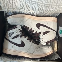 A Ma Maniere Jordan 1 size 7M used