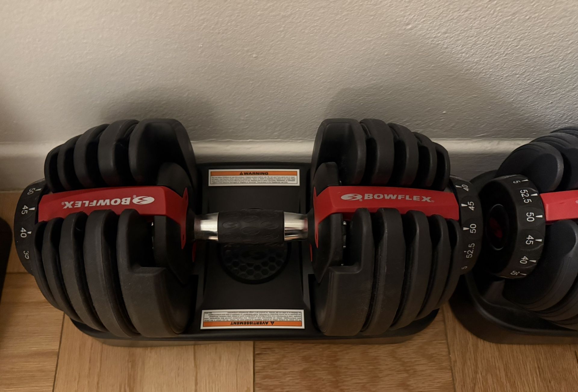 Bowflex SelectTech 552 Adjustable Dumbbell x 2 (5lbs to 52.5 lbs) - Black/Red (BRAND NEW)