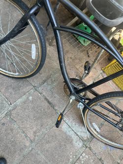Black Beach Cruiser Chrome Rims