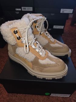 Womens amiri fur boots eu 40 sz 9
