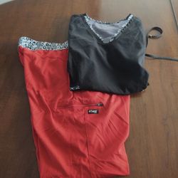Greys Anatomy Scrub Set Black And Red Cheetah Print Size Large 