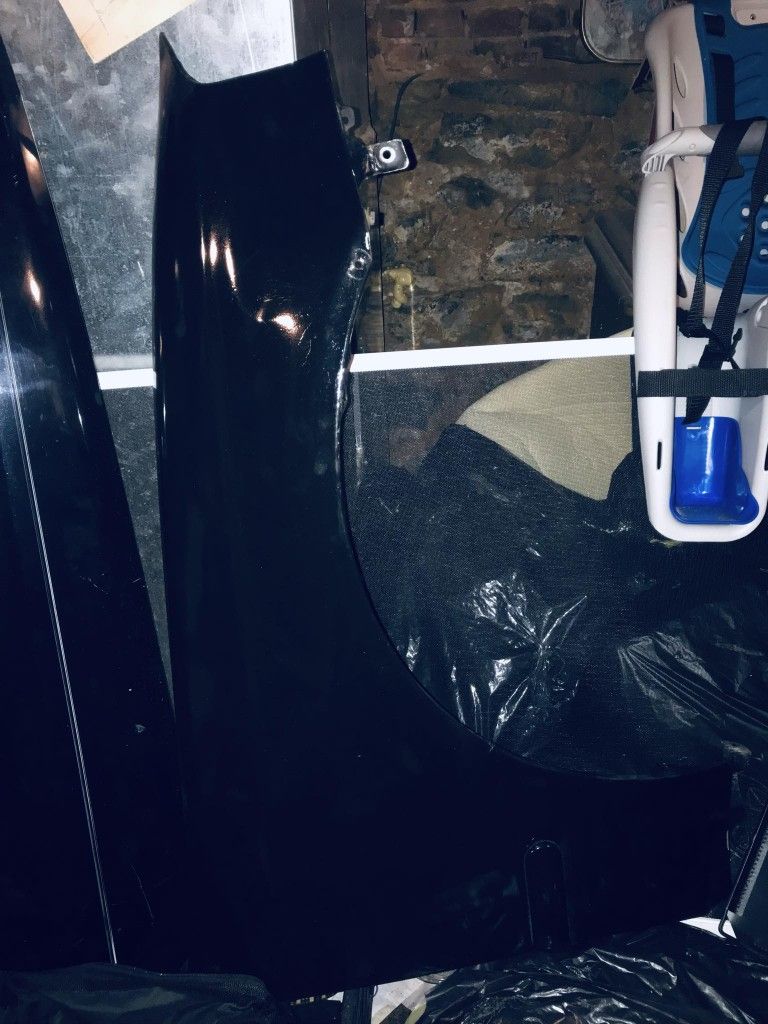 Left & Right Honda Civic Front Fenders.