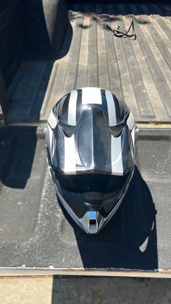 Dirtbike helmet and Oakley goggles