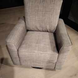 Rocking Nursing Chair 