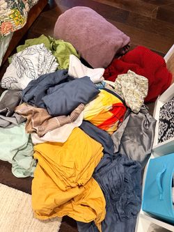 Free bed linens & blankets