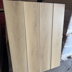 SPC VYNIL FLOORING 100% WATERPROOF (811410)