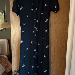 Black Midi Dress With Daisies 