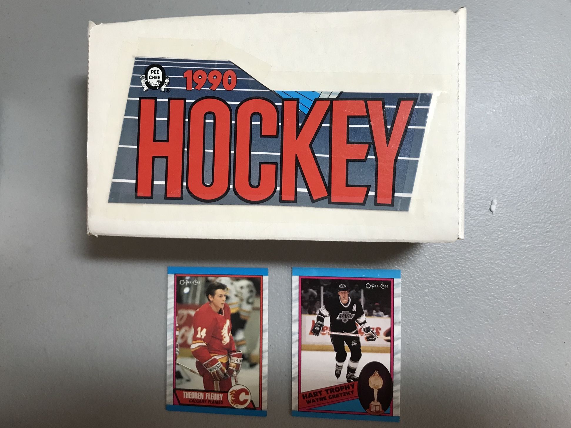 Complete 1989-90 O Pee Chee Hockey Collector Card Set.