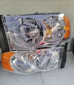 02-05 Dodge Ram Headlights Luces Micas Calaveras Faros Faroles Focos Headlamps
