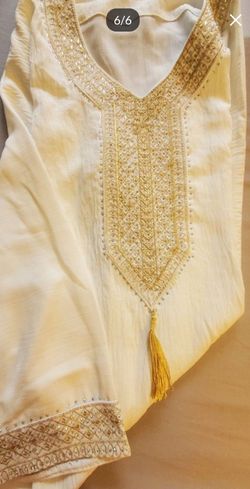 Abaya (Saudi Arabia) S