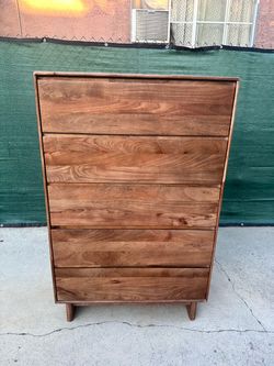 Ashley Mid-Century Modern 5-Drawer Tall Dresser