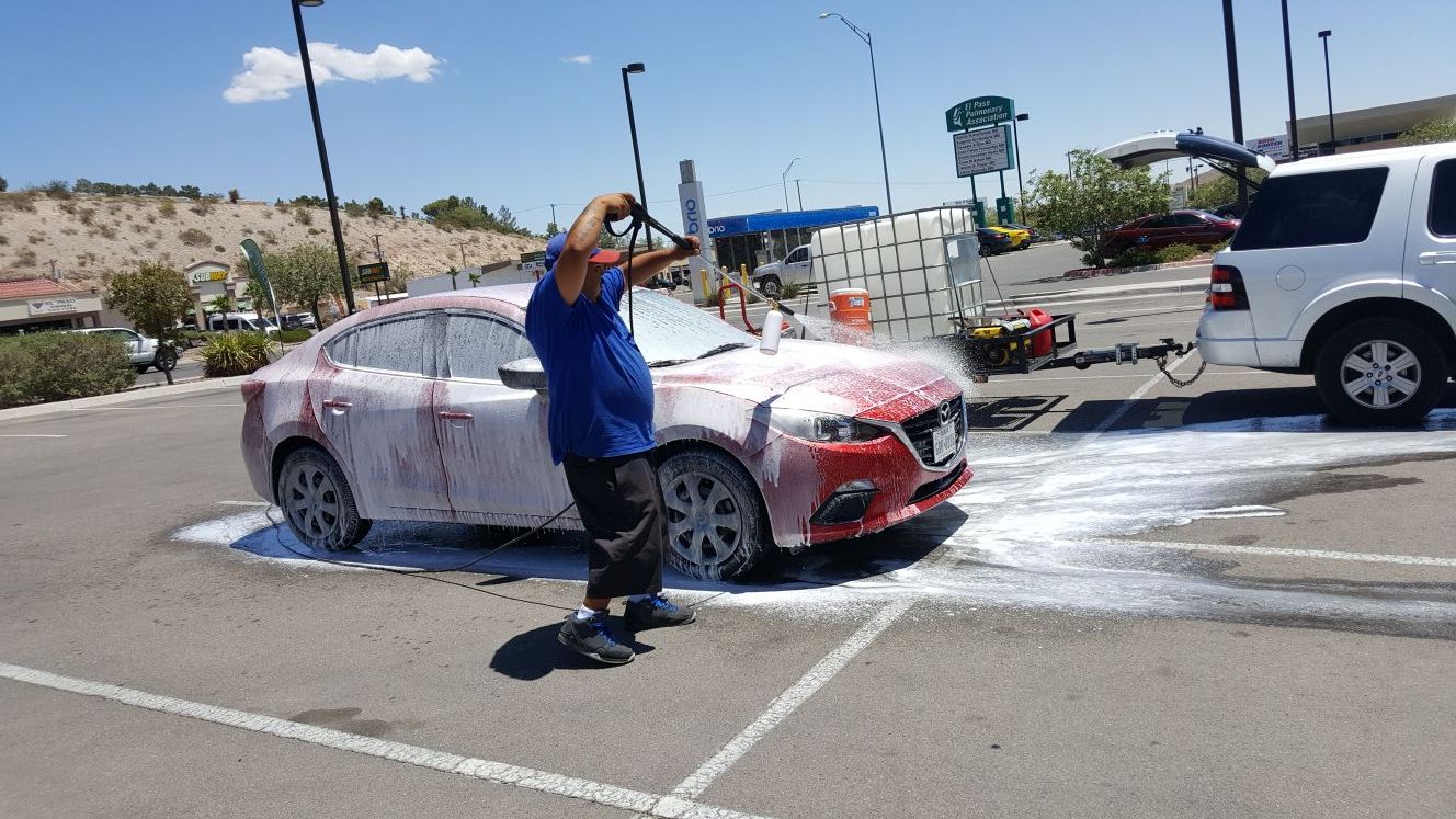 Mobile car wash