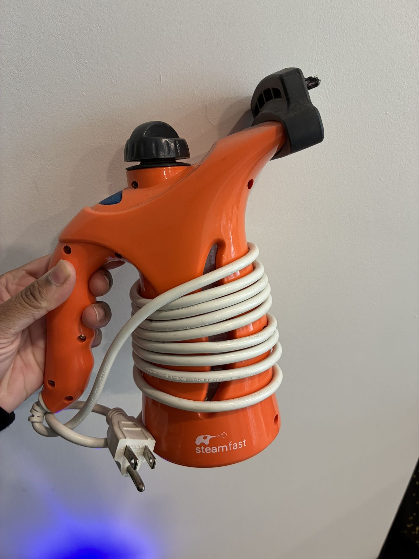 Clothes Steamer And Disinfectant