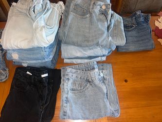 Mixed Lot of Women's/Teen Jeans