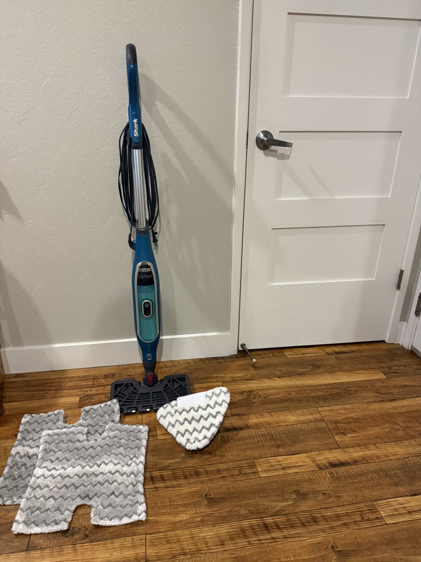 Shark Genius Steam Mop