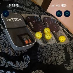 Two Rackets 4 Balls Meten 