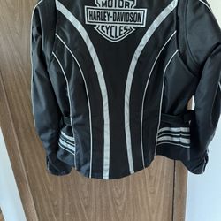 Women’s Medium Harley Davidson Riding Jacket 