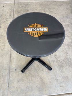Harley Pub Table