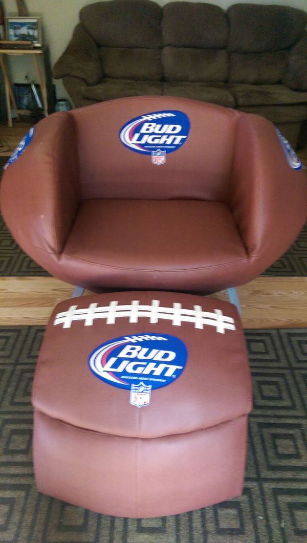 Creatice Bud Light Beach Chair for Small Space