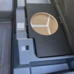 Ford Maverick Custom Subwoofer Box 10” Sealed